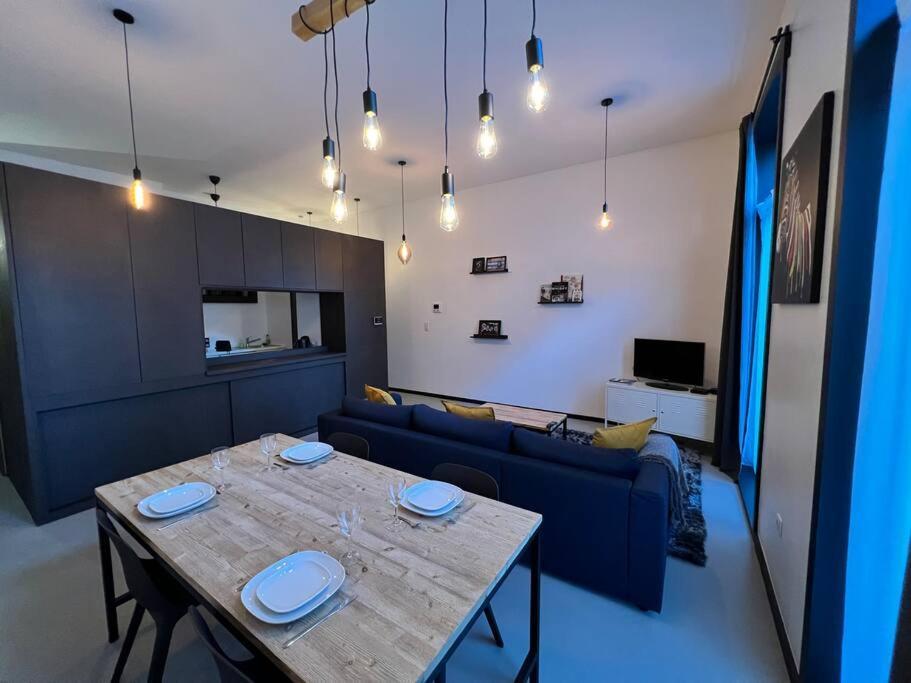 Le Jungle Loft - Place Saint Lambert, Hypercentre لييج المظهر الخارجي الصورة